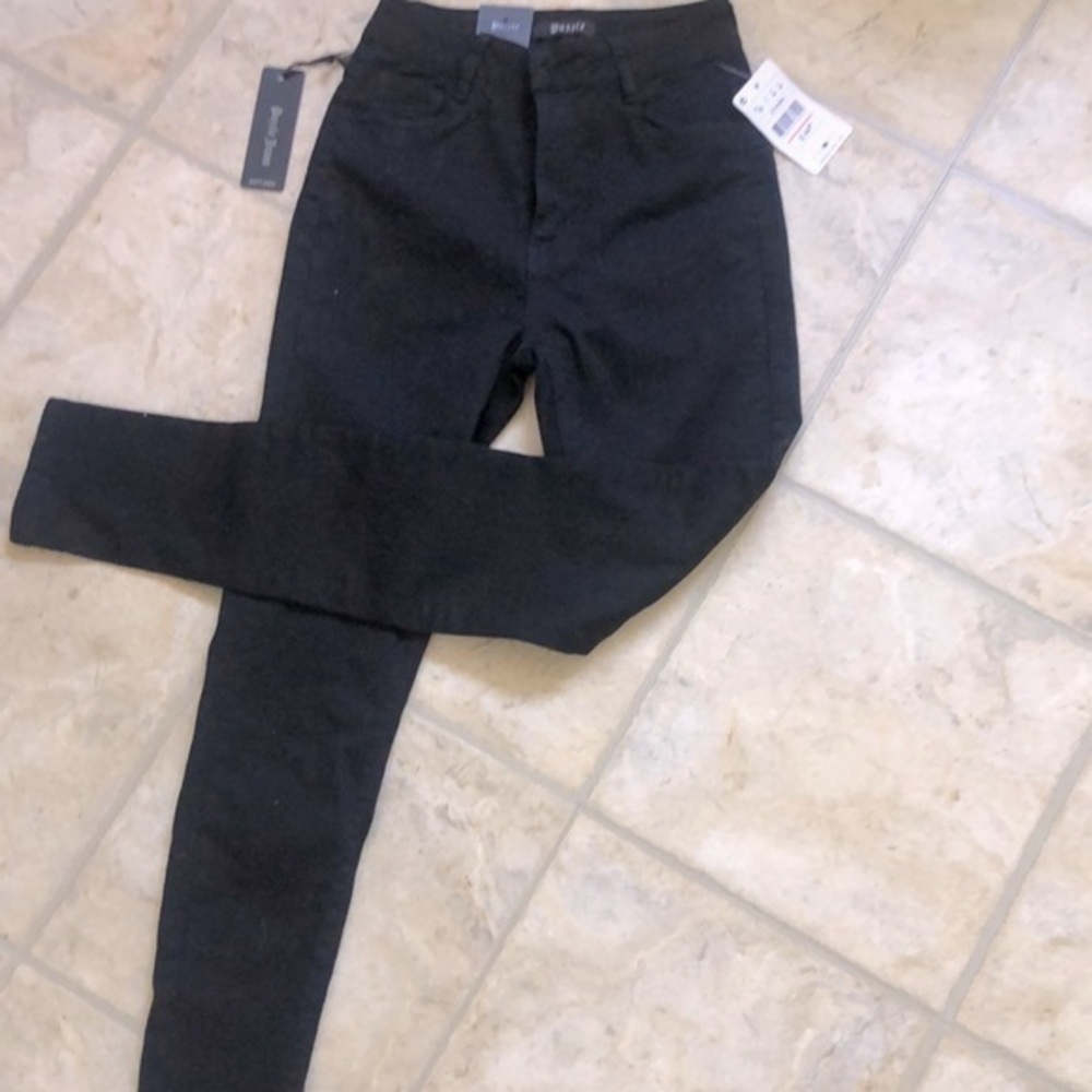 Black skinny jeans stretchy by puzzle